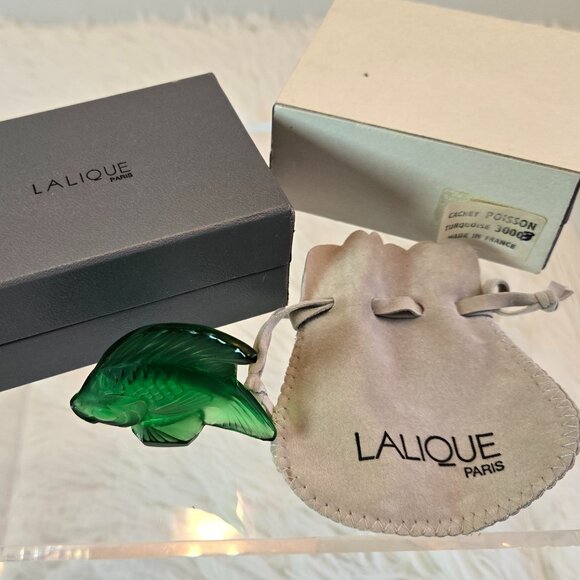 LALIQUE Crystal Emerald Luster Fish Sculpture - Picture 6 of 8